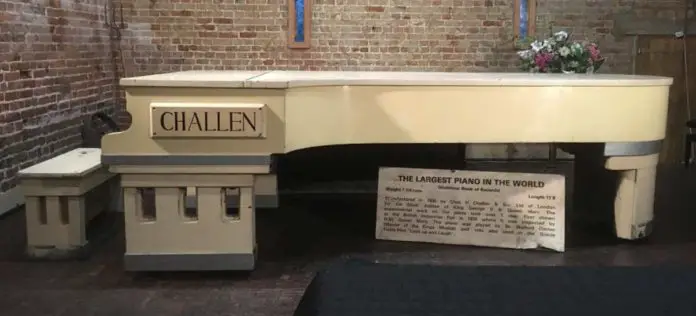 Reaparece el Challen Giant, el que fue el piano más grande del mundo durante años