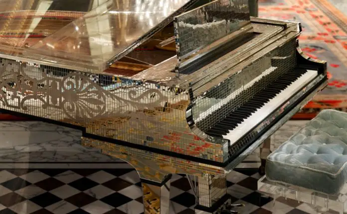 Vendido el piano de Liberace